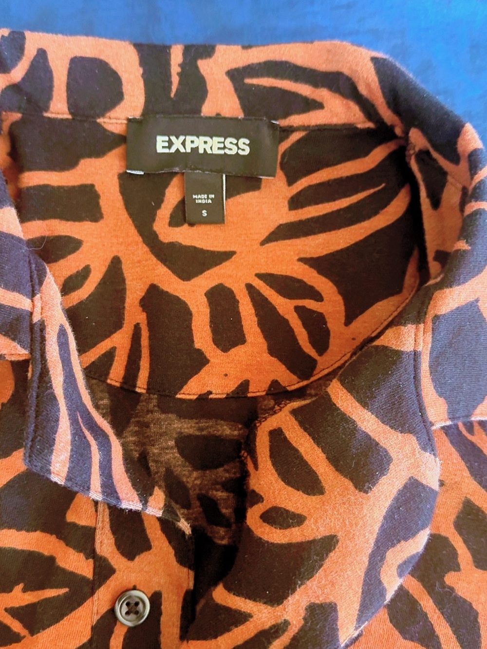 Express Men’s Rust and Black Abstract Print Button-Down Shirt
